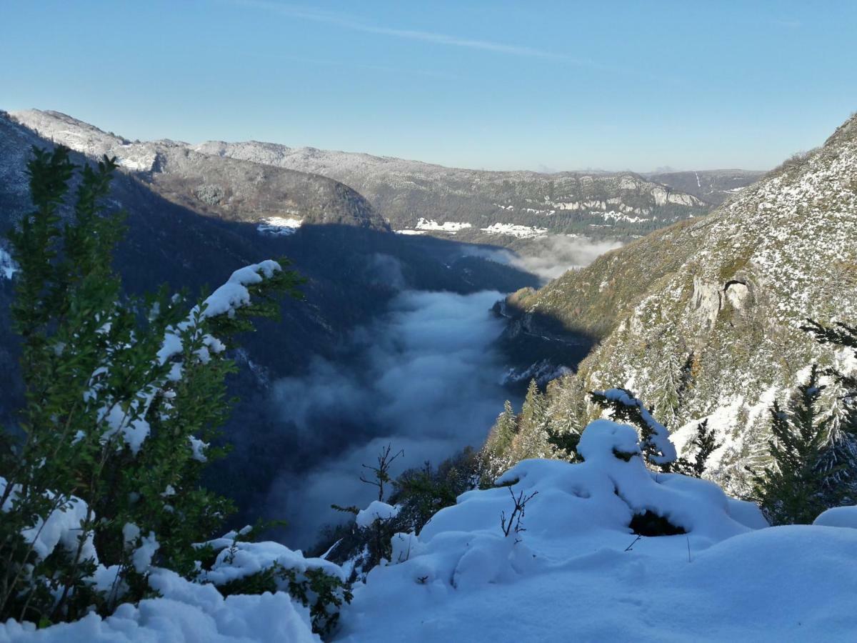 Septmoncel-Les-Molunes Au Coeur Du Lapidaire المظهر الخارجي الصورة